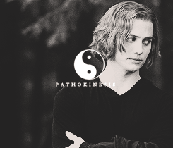 tumblr mrtwtqBHgY1qdv8gho8 r2 250